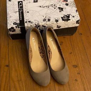 CL by Laundry NWT 6.5 Nanette gray suede heel